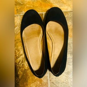 Women’s size 8 balerina flats